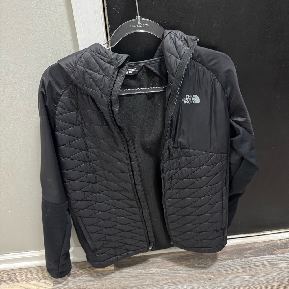 The North Face Men's Quilted Black Performance Jacket